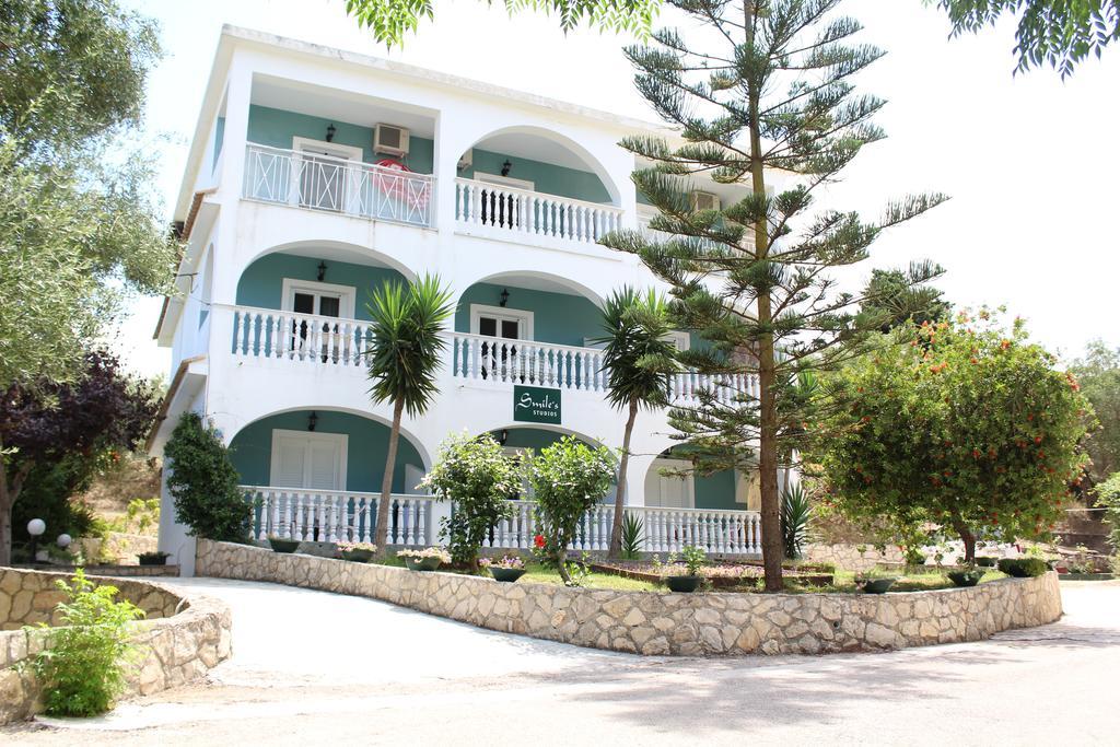 Smile's Studios Tsilivi  Exterior foto